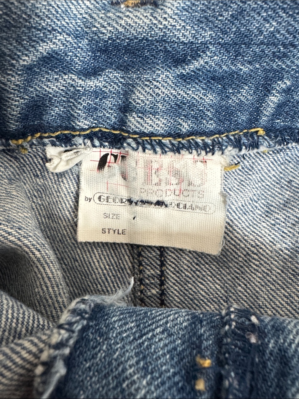 Vintage Guess 1980s by Georges Marciano Front Panel Tapered Leg Jeans Size 26 - Picture 2 of 11